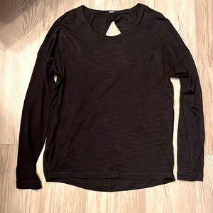 Small Lululemon top